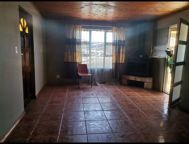 3 BEDROOM HOUSE FOR SALE IN SEAWINDS